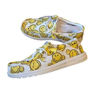 Hey Dude Wally Smiley World White Yellow NEW Mens Size 12